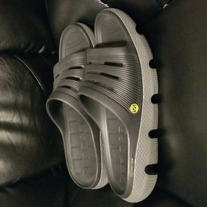 Cole Haan Zerogrand 360 slides/flipflops/sandals size 12